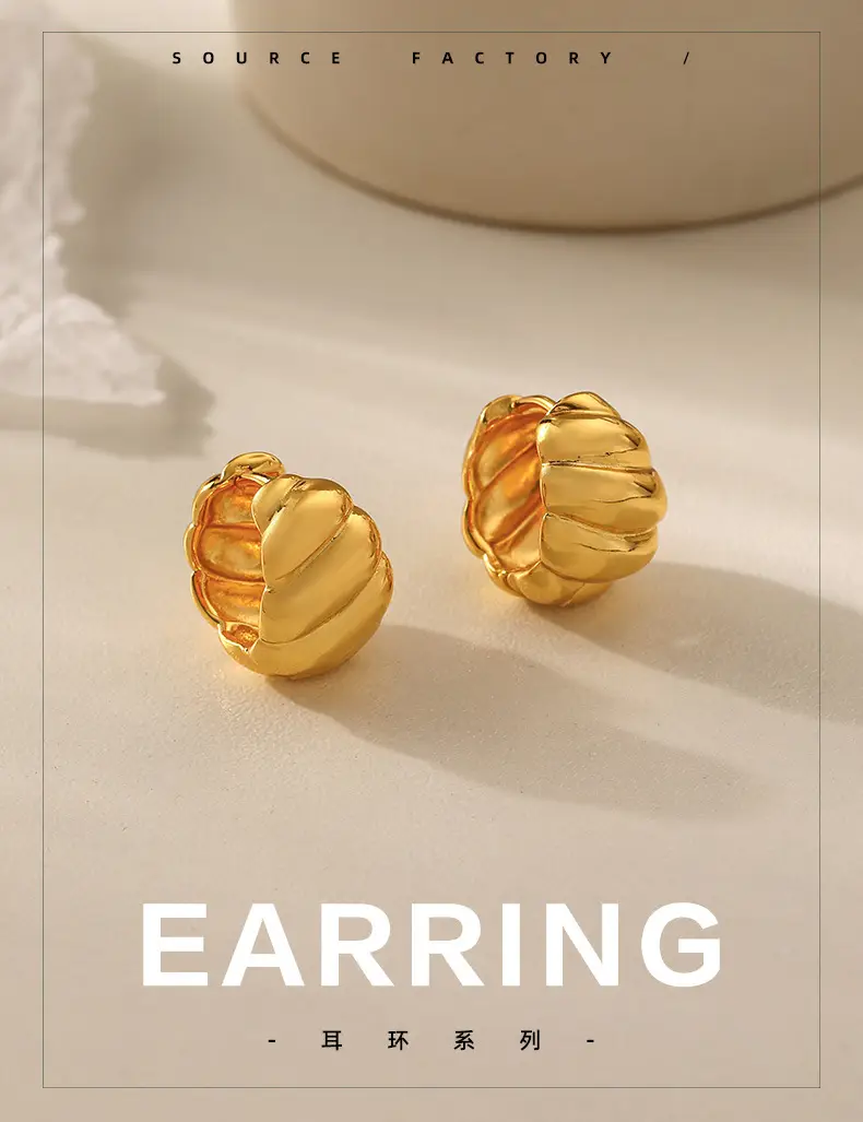 European and American Cold Style Exquisite Metal Glow Face Horns Earrings Earrings High-end Light Luxury Simple Elegant Earrings for Women — feature 3