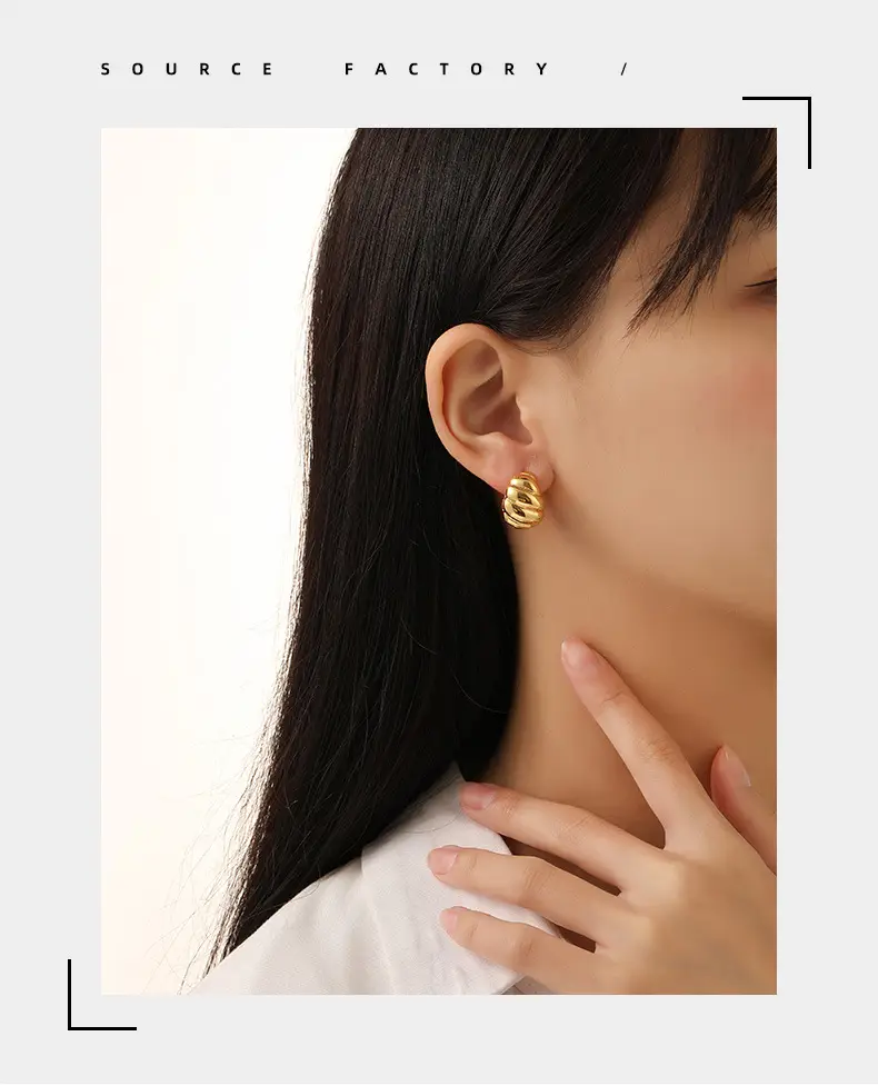 European and American Cold Style Exquisite Metal Glow Face Horns Earrings Earrings High-end Light Luxury Simple Elegant Earrings for Women — feature 5