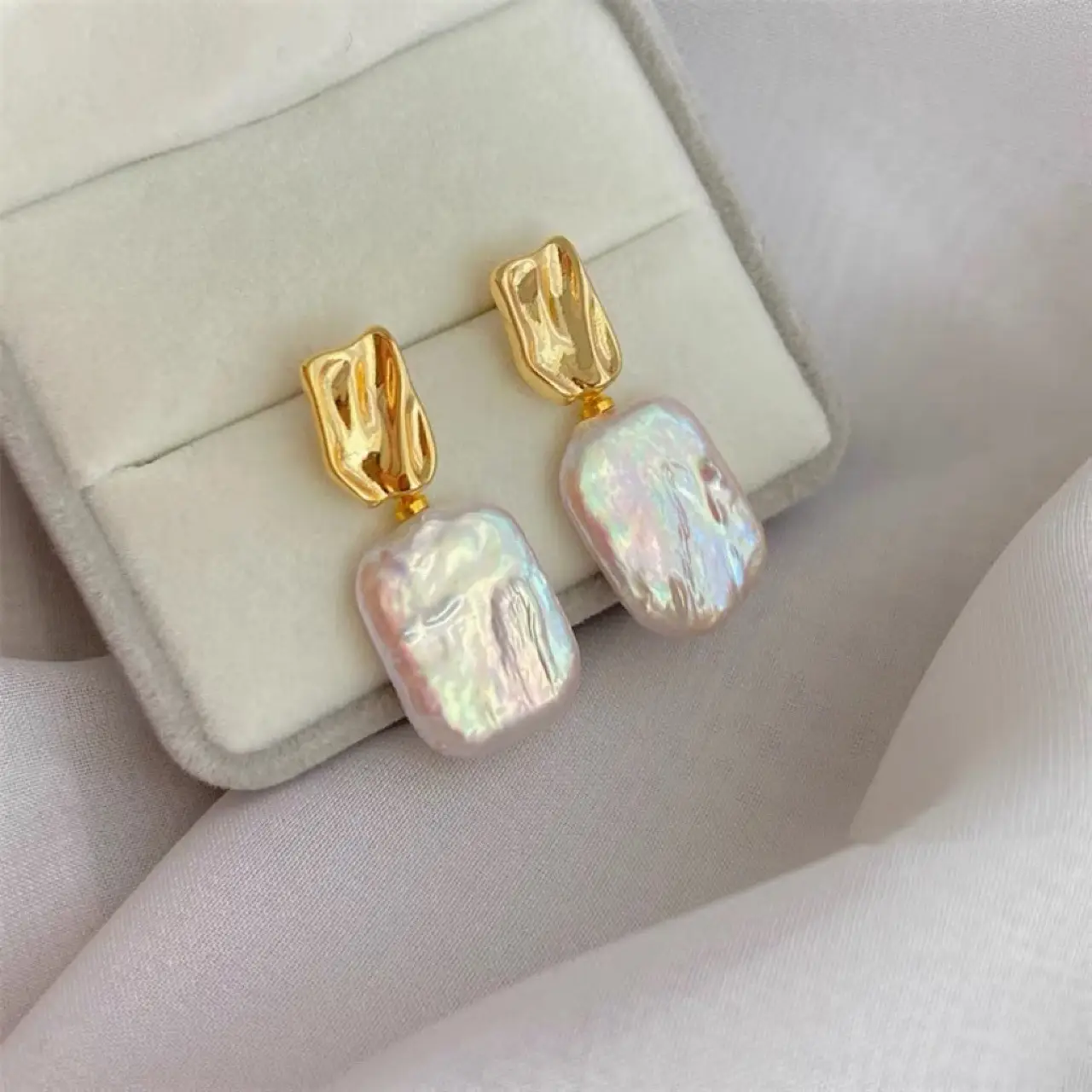 S925 Gold Plated Pearls Earrings for Women - Image 3