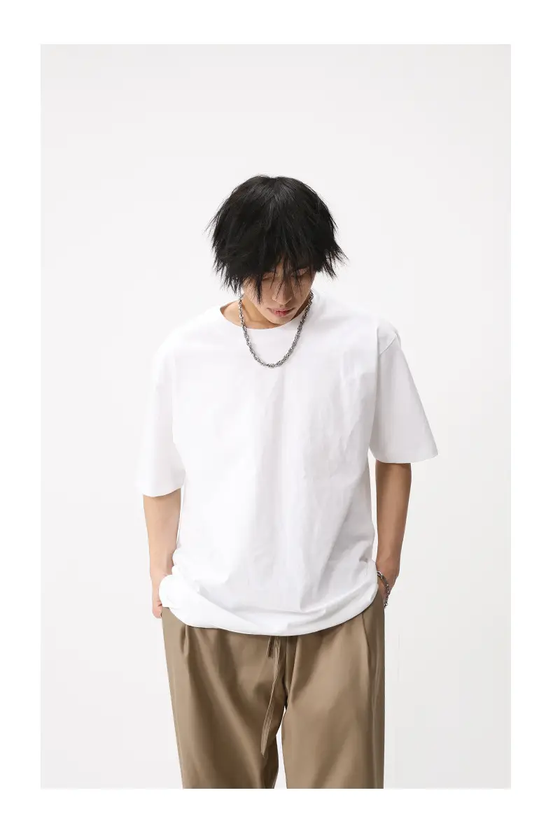 Men's Black Round Neck Pullover Shirt 220Gt — feature 12