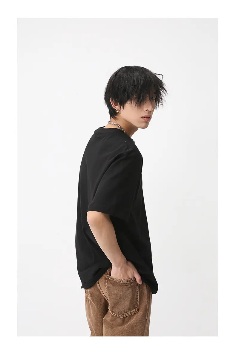 Men's Black Round Neck Pullover Shirt 220Gt — feature 20