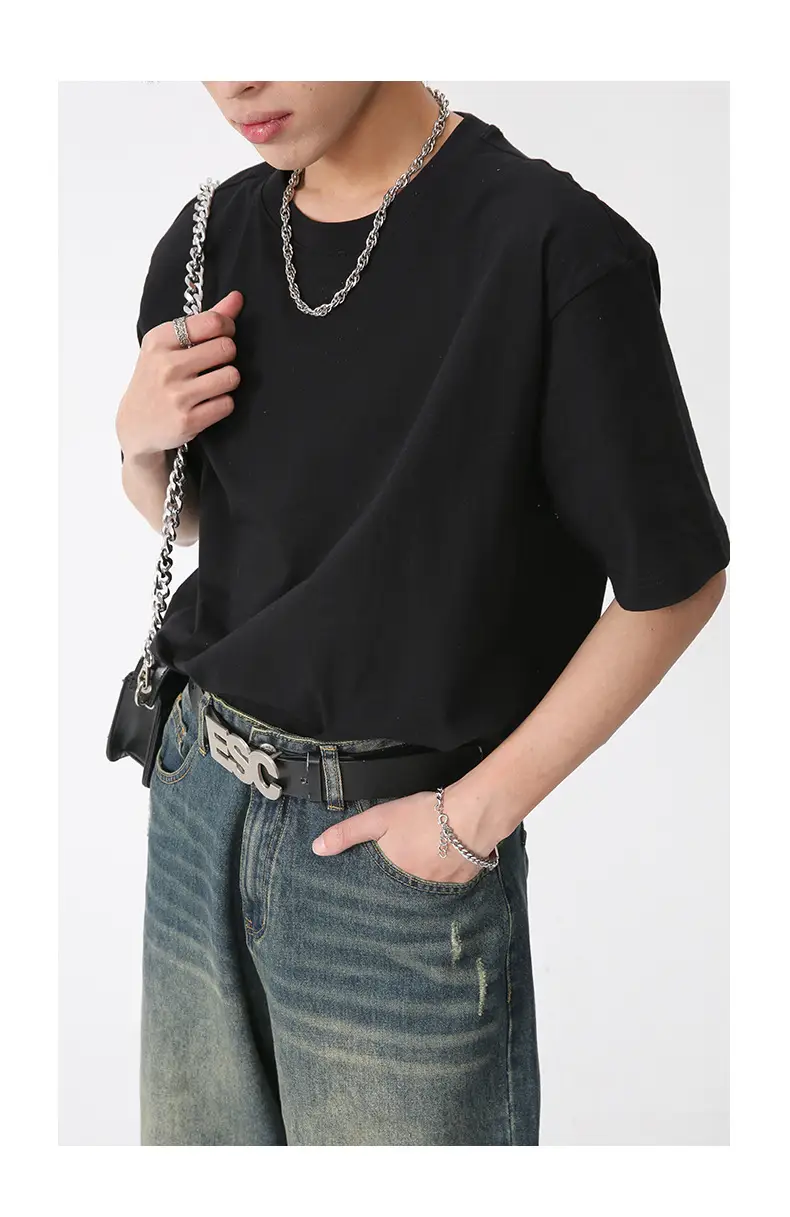 Men's Black Round Neck Pullover Shirt 220Gt — feature 24