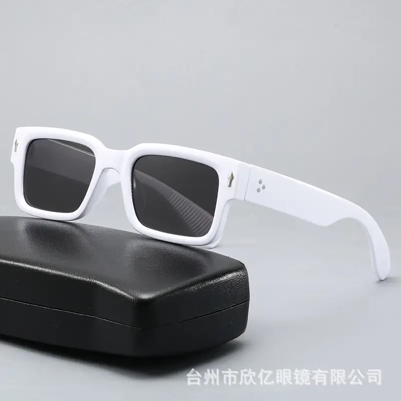 Green Square Anti-UV Sunglasses for Men Women - Image 5