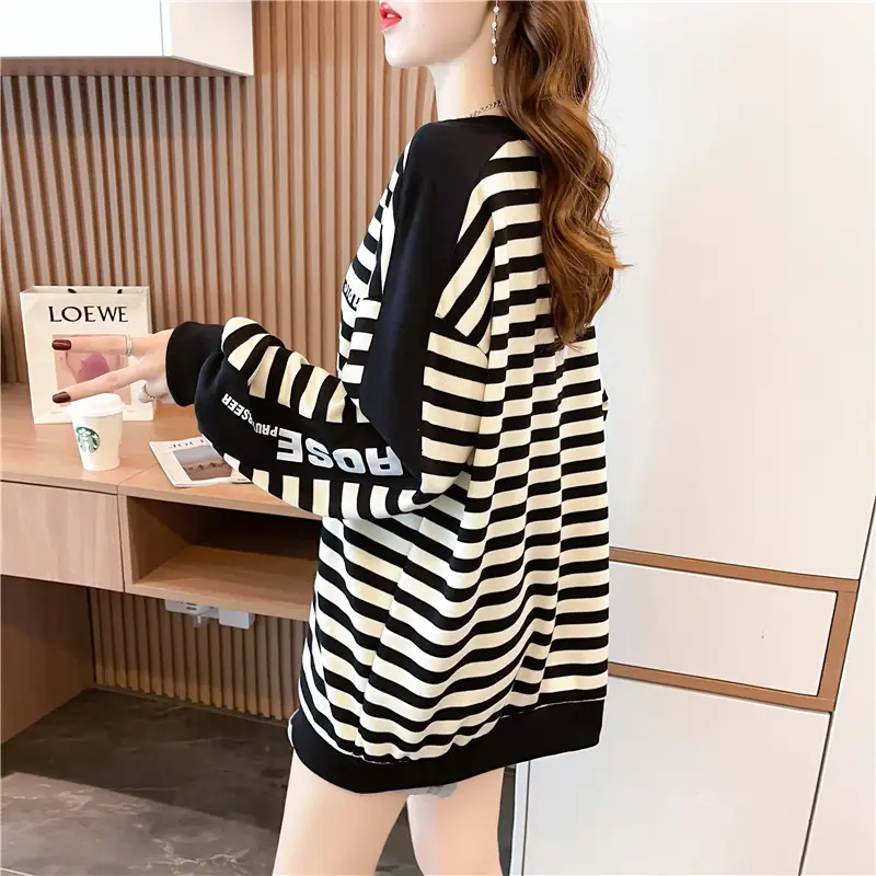 Women's Large Size Contrast Striped Round Neck Sweater — feature 12