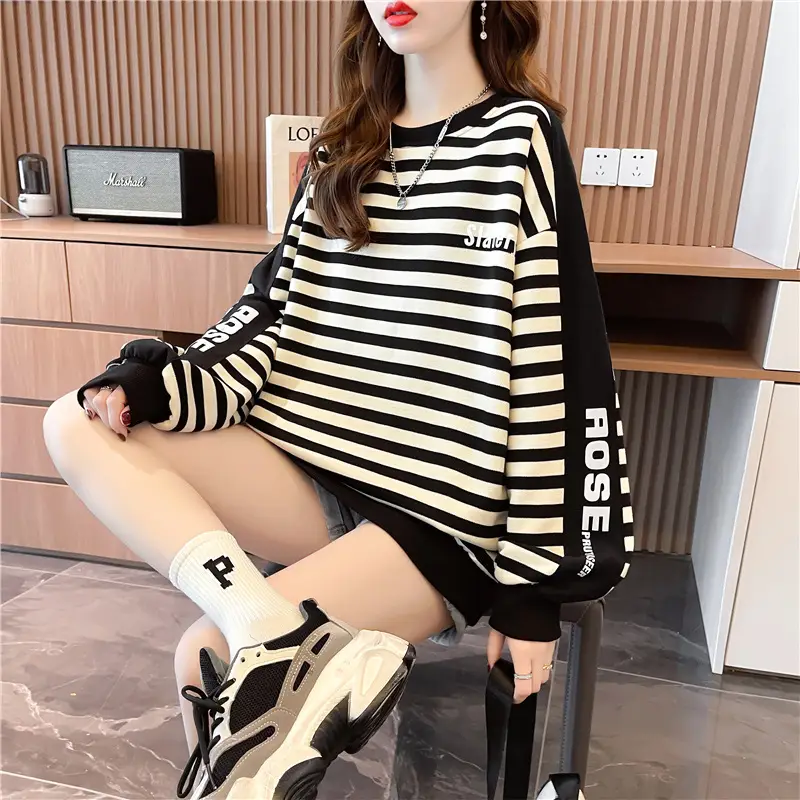 Women's Large Size Contrast Striped Round Neck Sweater — feature 14