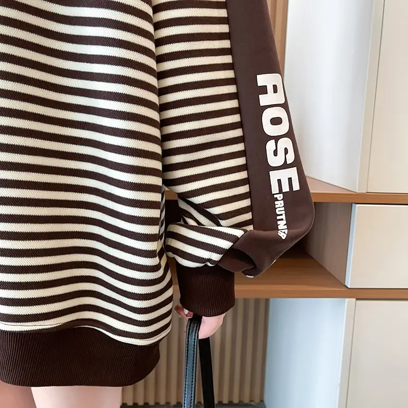 Women's Large Size Contrast Striped Round Neck Sweater — feature 21