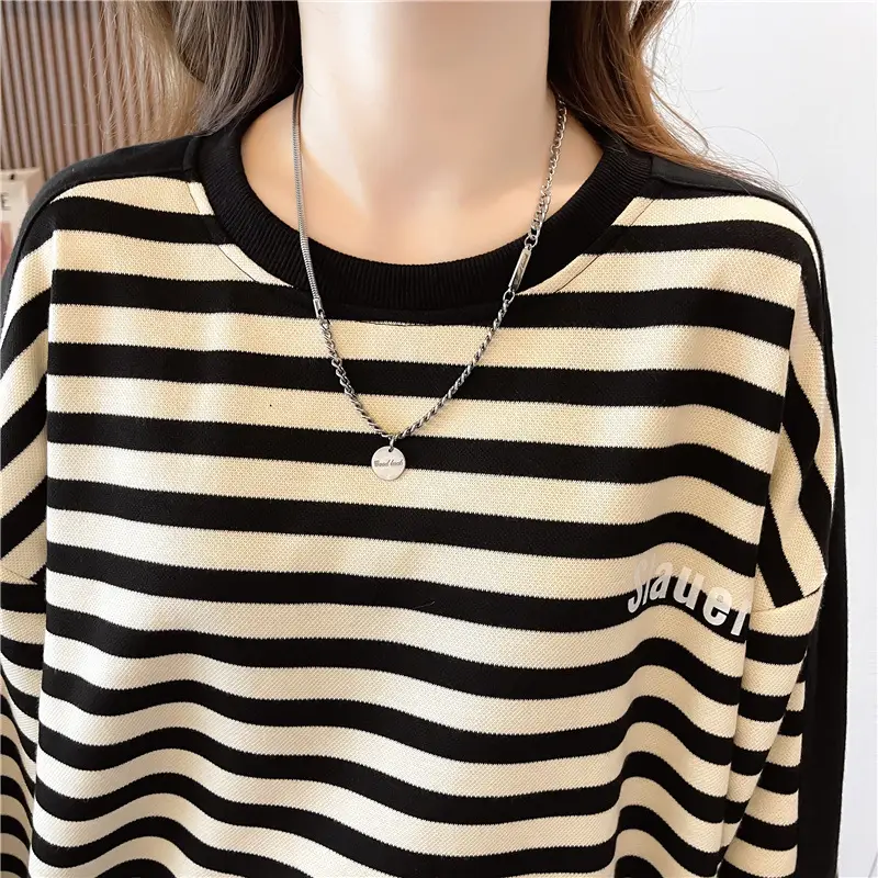 Women's Large Size Contrast Striped Round Neck Sweater — feature 25