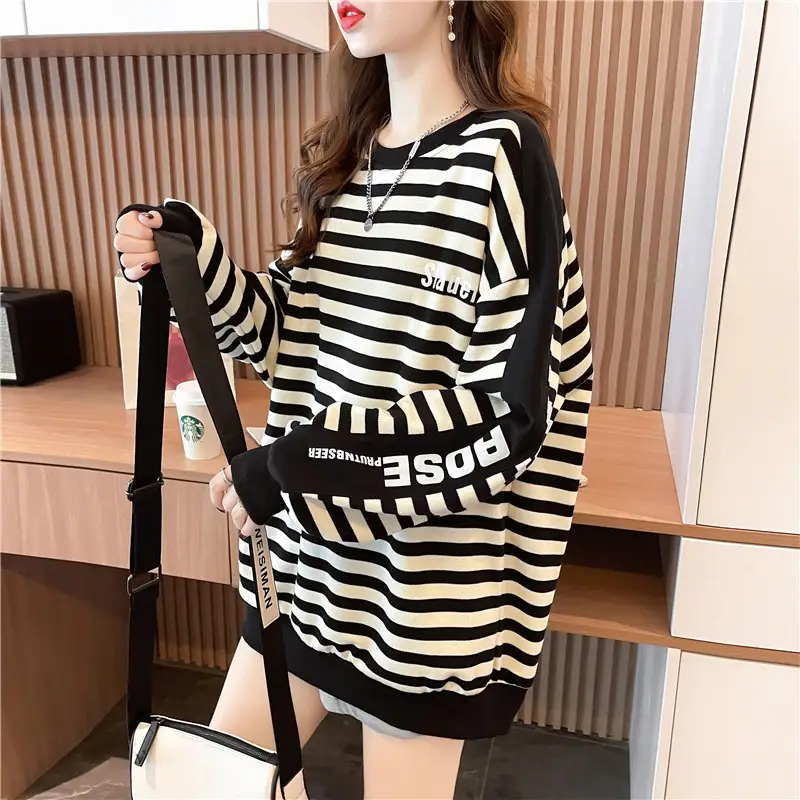 Women's Large Size Contrast Striped Round Neck Sweater — feature 9