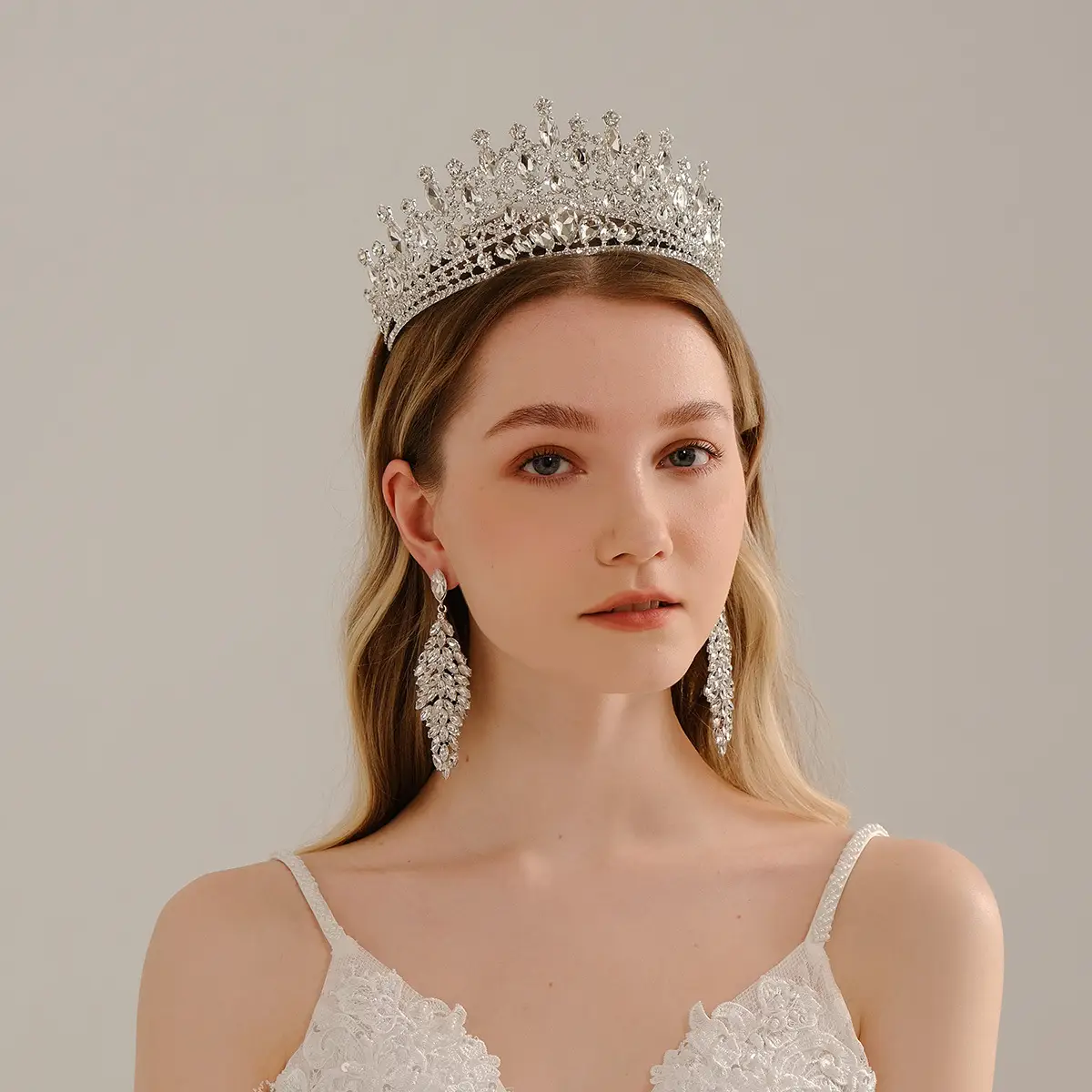 Luxury Diamond Crown for Bridal Wear European American - Image 7