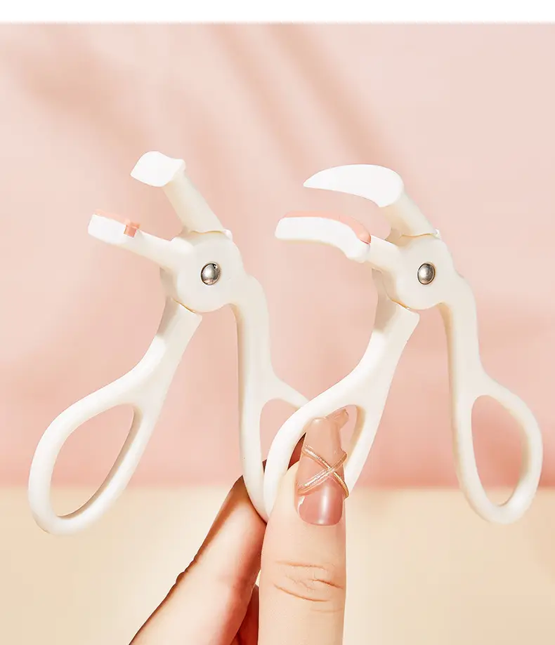 One-Clip Eyelash Curler with Wide Angle Sunflower Design — feature 20