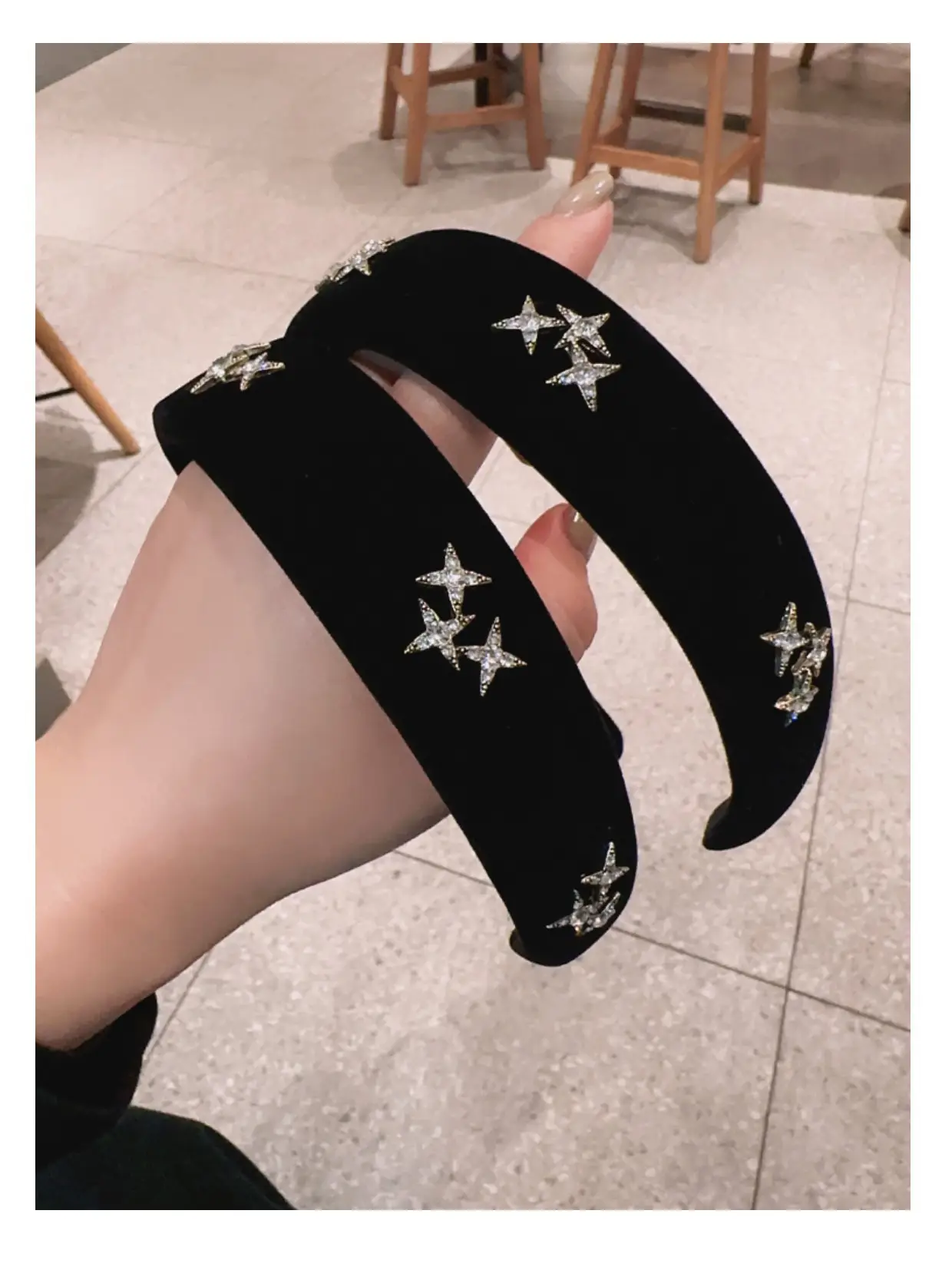 Velvet Star Headband Red Black Adjustable — feature 8