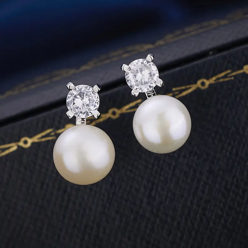Natural Pearl Four Claw Diamonds Earrings for Women - Image 4
