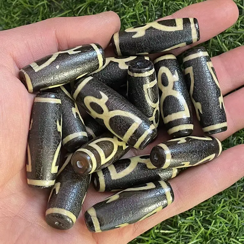 Natural Agate Teeth Yellow God of Wealth Beads 40mm - Image 4