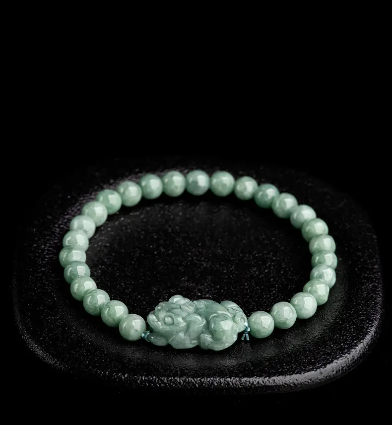 Green Jade Flower Bracelet for Women — feature 1