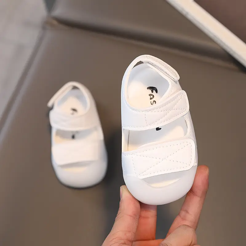 Black Closed-Toe Sandals for Boys Beach Wear