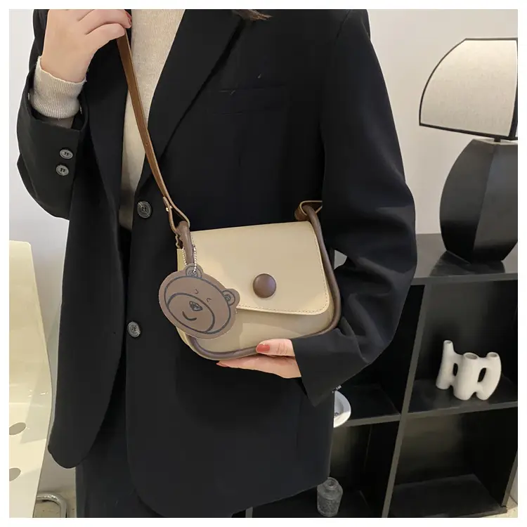 Retro Brown Saddle Crossbody Bag for Women — feature 15