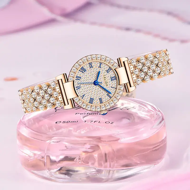 Full Diamond Women's Quartz Watch with Silver Bracelet - Image 2