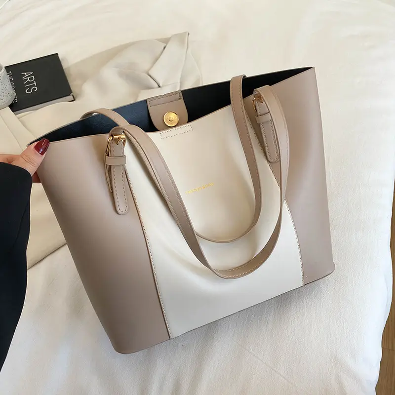 Vintage Black Leather Tote Bag for Women 2023 Winter - Image 7