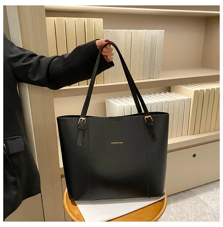Vintage Black Leather Tote Bag for Women 2023 Winter — feature 22