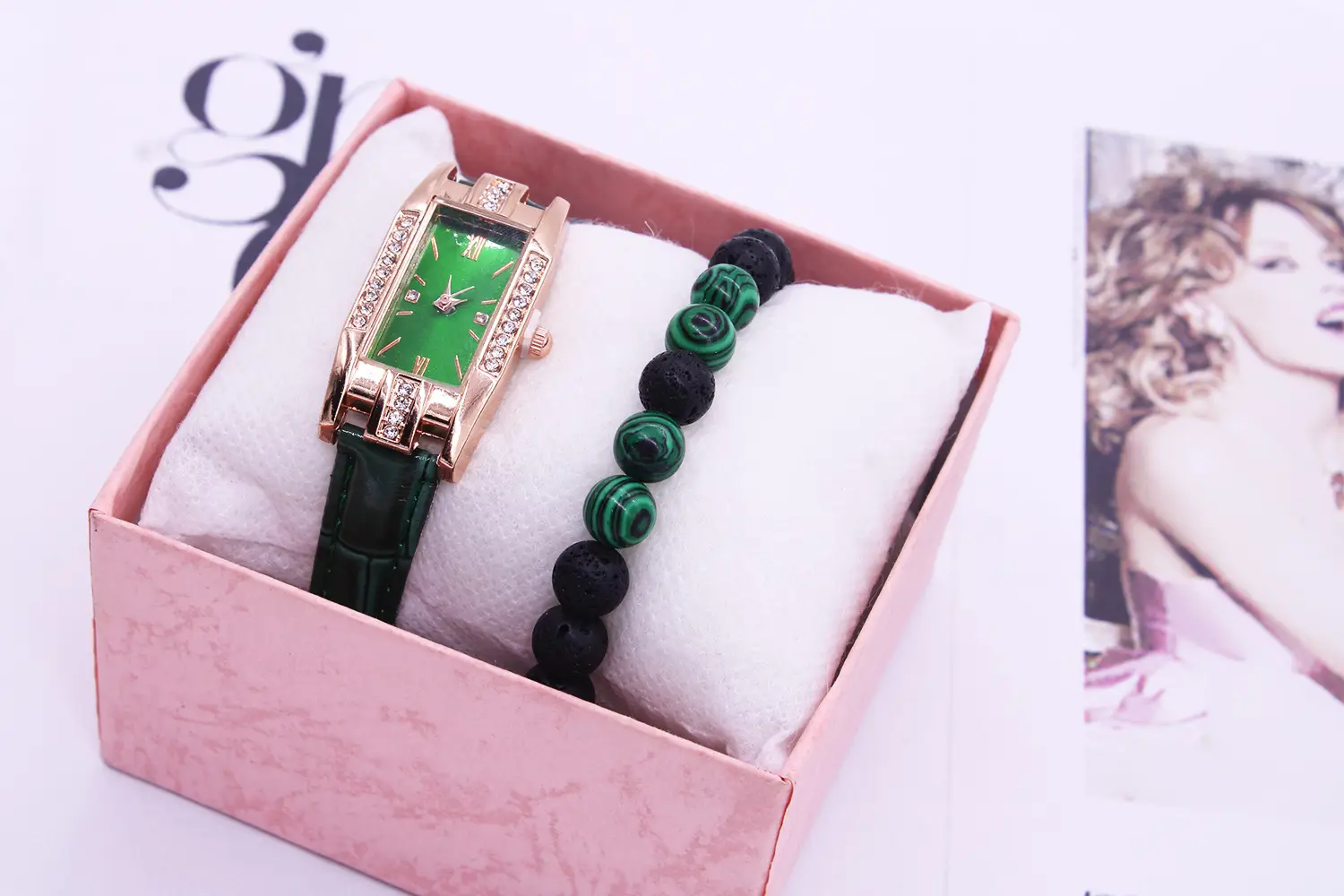 Rose Gold Green Dial Women's Watch with Diamond Bracelet — feature 7