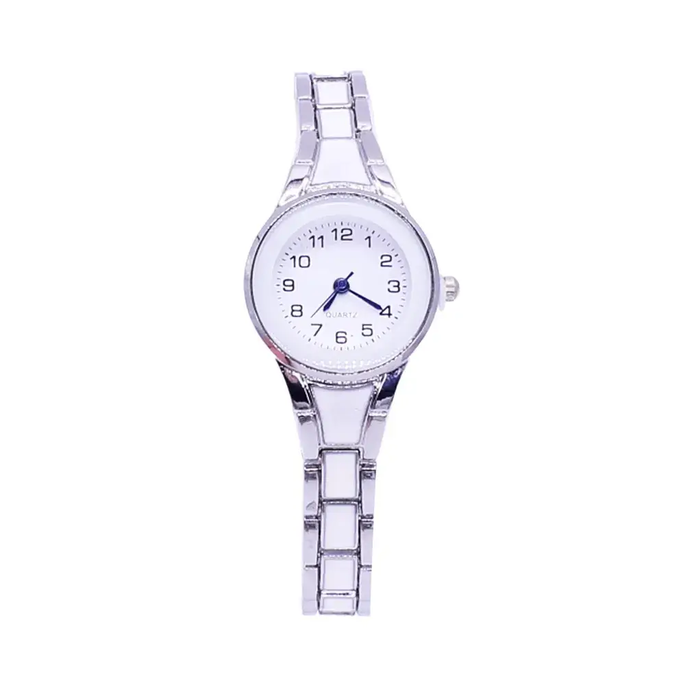 Women's Rose Gold Quartz Watch with Chain Strap - Image 4