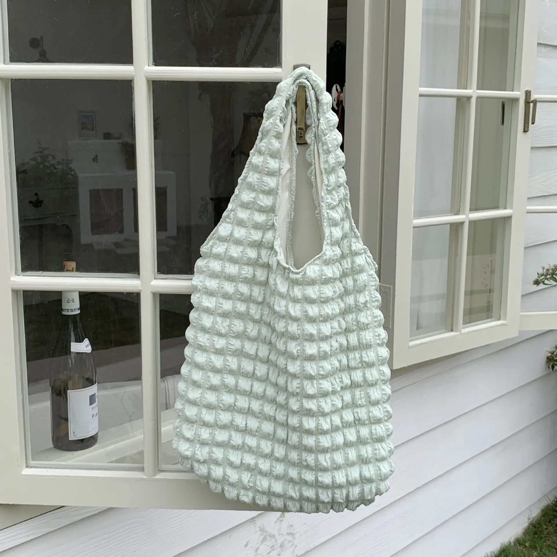 Bubble light green