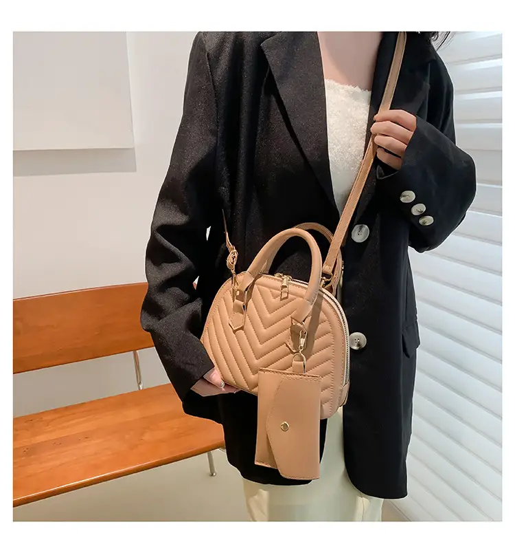 Black Quilted Shoulder Crossbody Bag for Women 2023 — feature 16