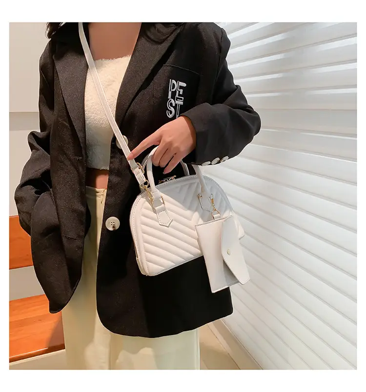 Black Quilted Shoulder Crossbody Bag for Women 2023 — feature 18
