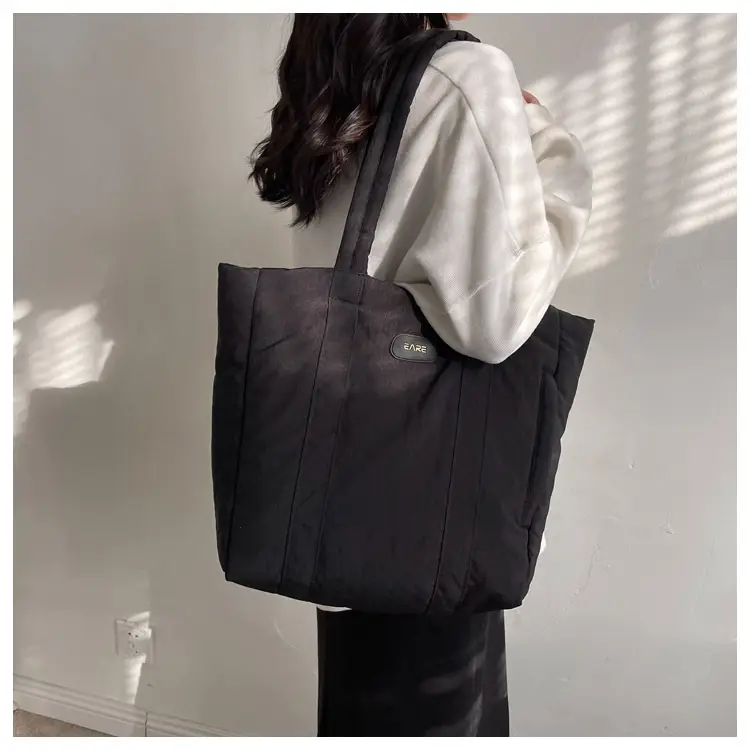 2023 New Nylon Shoulder Bag for Students Commute — feature 16