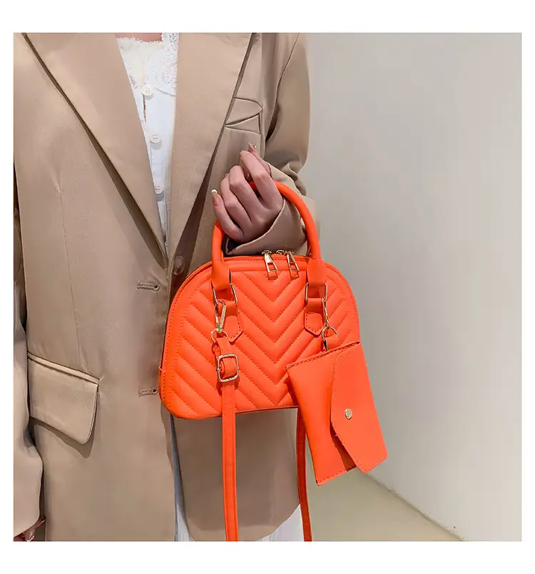 Black Shell Handbag Women 2023 New Style — feature 18