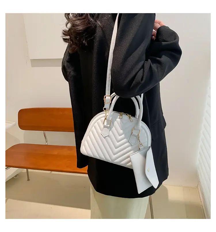 Black Shell Handbag Women 2023 New Style — feature 29