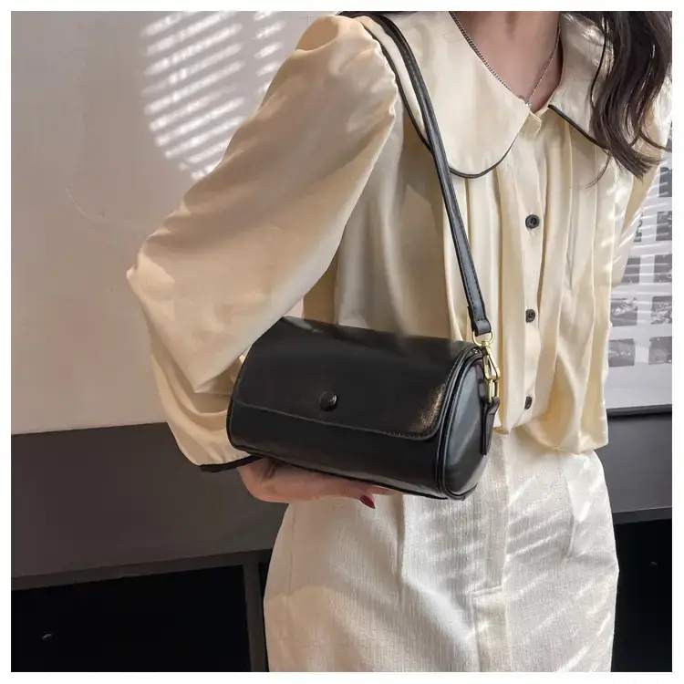Vintage Beige Shoulder Crossbody Bag with Wide Band Strap — feature 14
