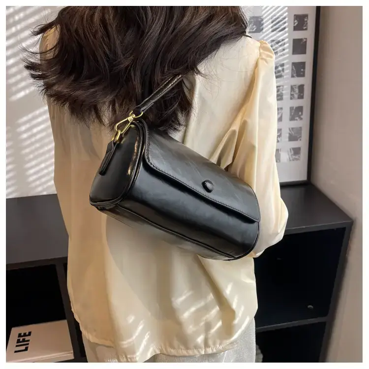 Vintage Beige Shoulder Crossbody Bag with Wide Band Strap — feature 15