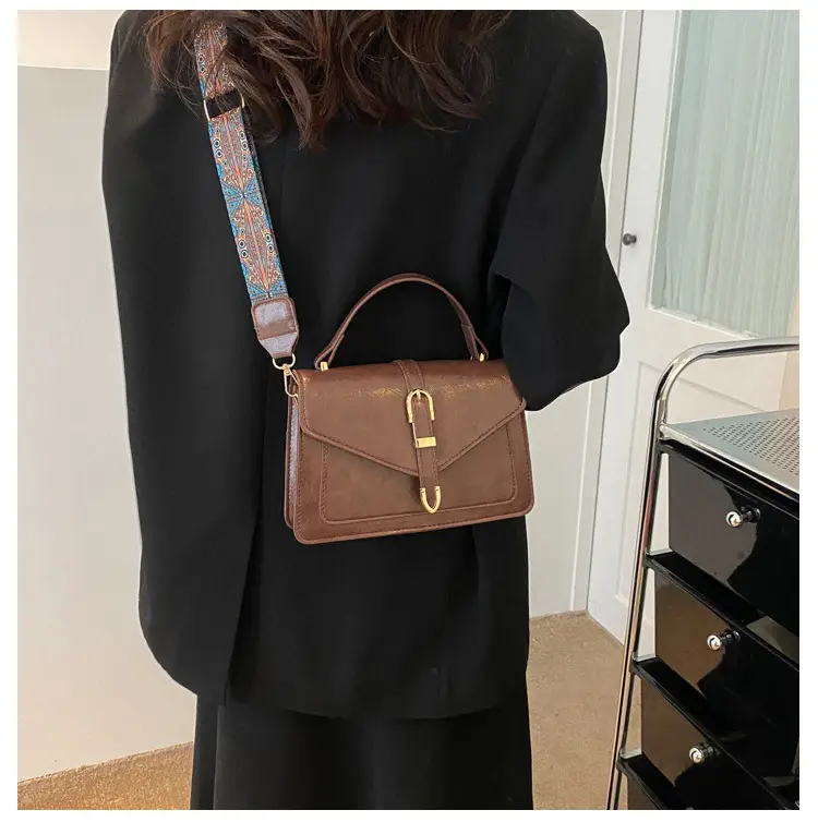 Brown Western Style Women's Shoulder Crossbody Bag 2023 — feature 12