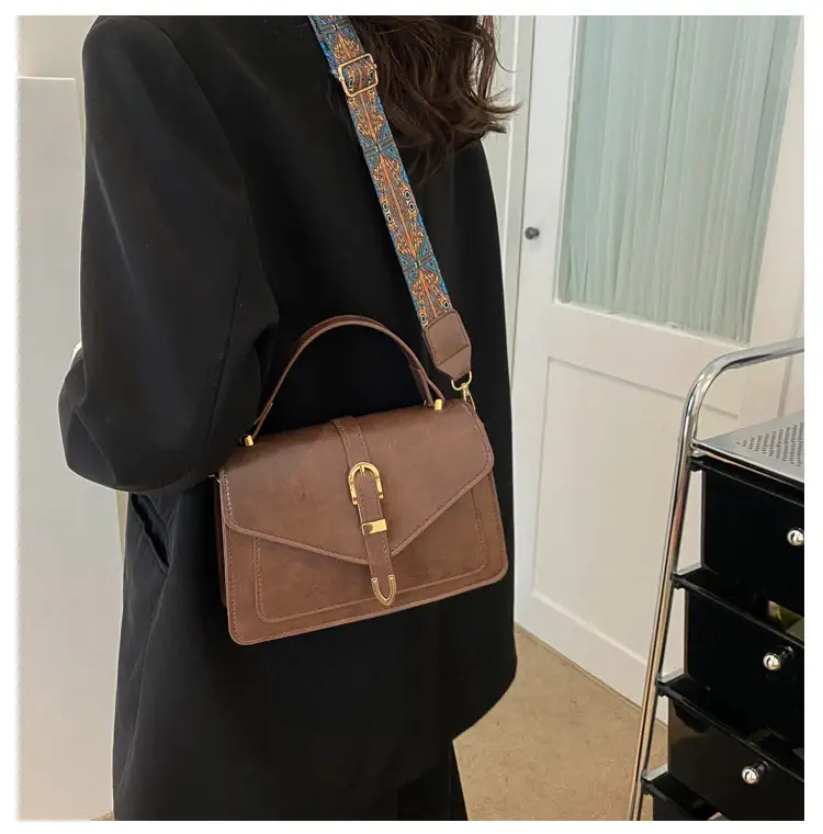 Brown Western Style Women's Shoulder Crossbody Bag 2023 — feature 2
