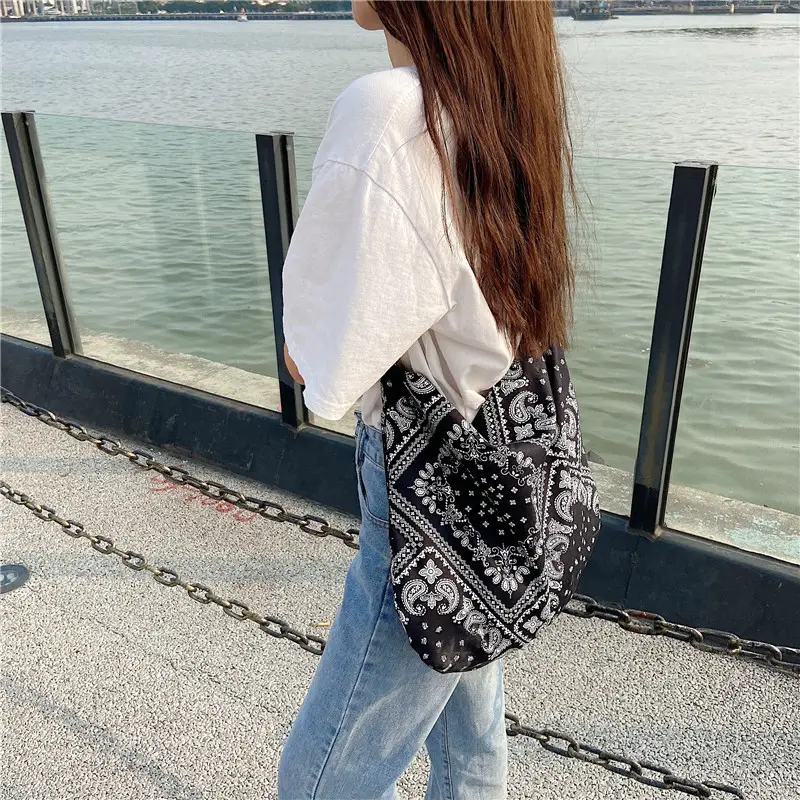 Light Vintage Ethnic Crossbody Bag Women - Image 5
