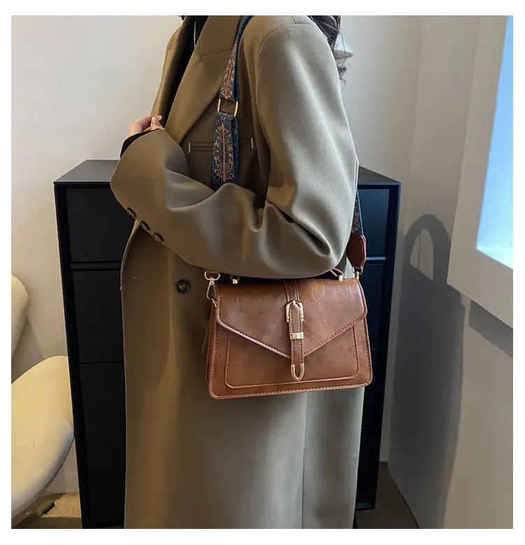 Black Leather Shoulder Crossbody Bag for Women 2023 — feature 16