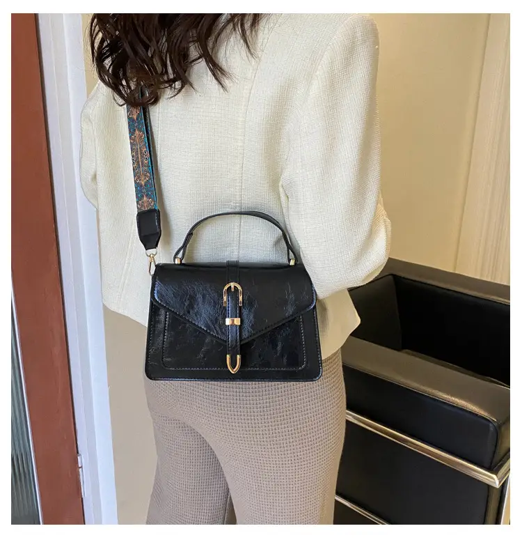 Black Leather Shoulder Crossbody Bag for Women 2023 — feature 19