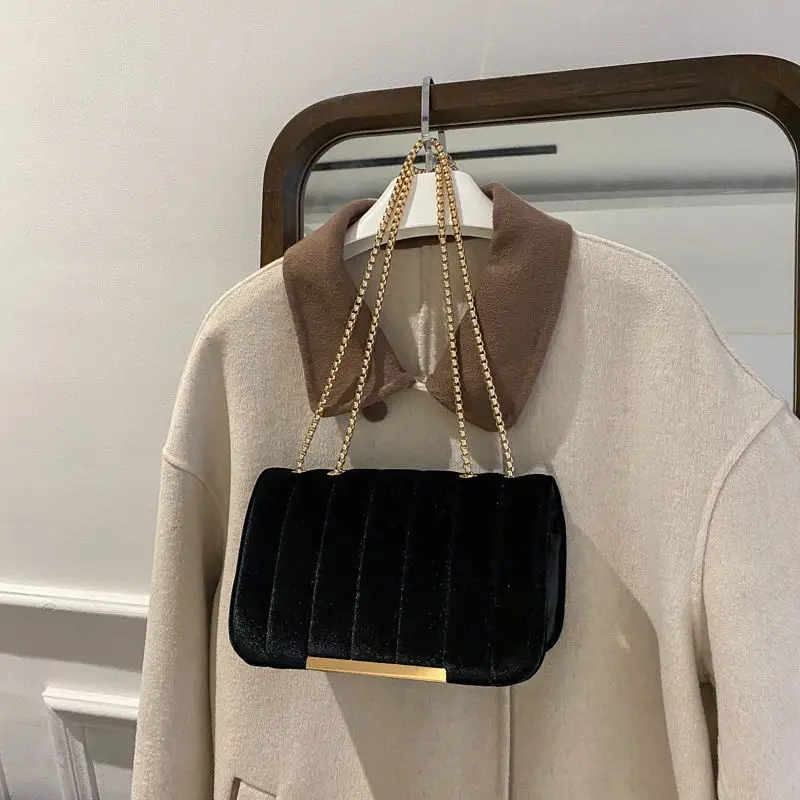 Green Velvet Chain Crossbody Bag for Women - Image 8