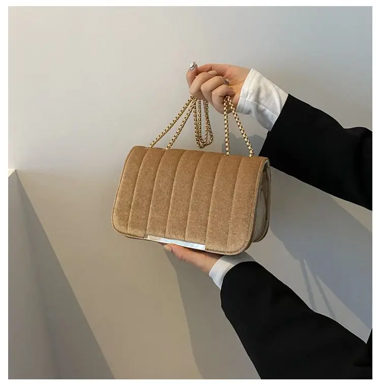 Green Velvet Chain Crossbody Bag for Women — feature 10