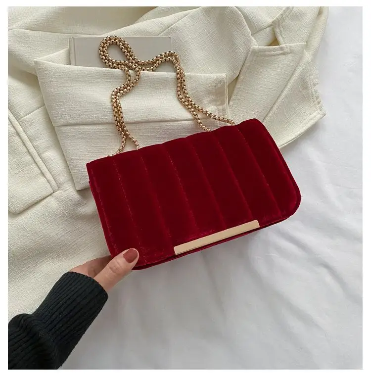 Green Velvet Chain Crossbody Bag for Women — feature 14