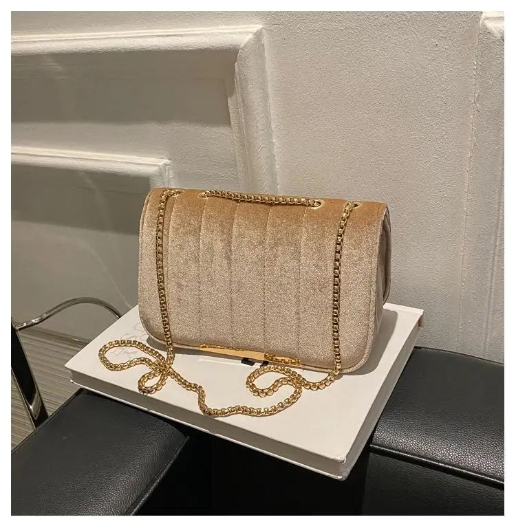 Green Velvet Chain Crossbody Bag for Women — feature 24