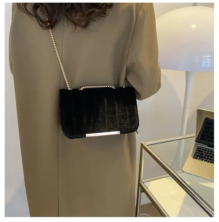 Green Velvet Chain Crossbody Bag for Women — feature 31