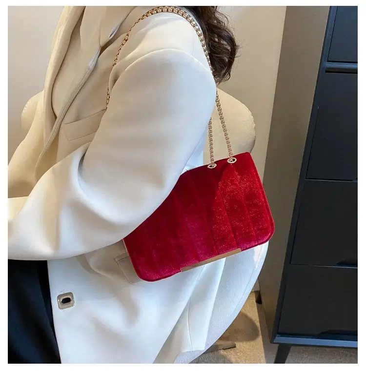 Green Velvet Chain Crossbody Bag for Women — feature 34