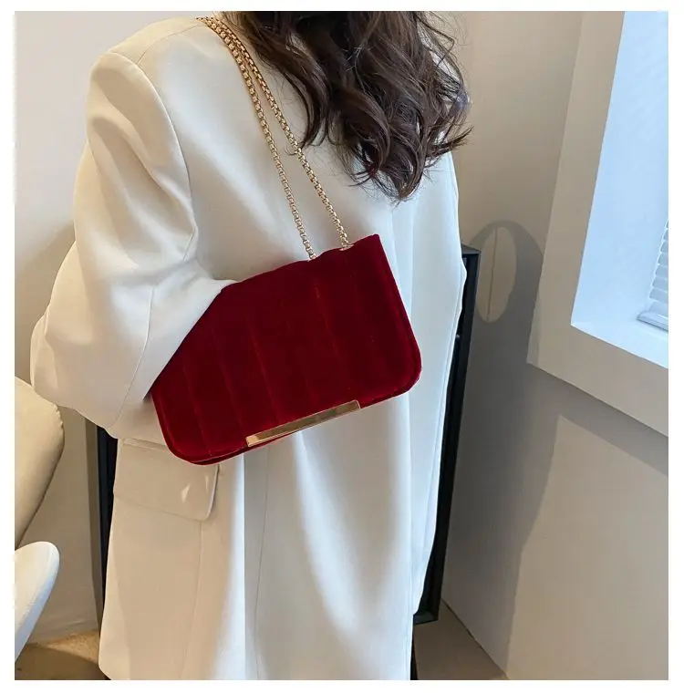 Green Velvet Chain Crossbody Bag for Women — feature 35