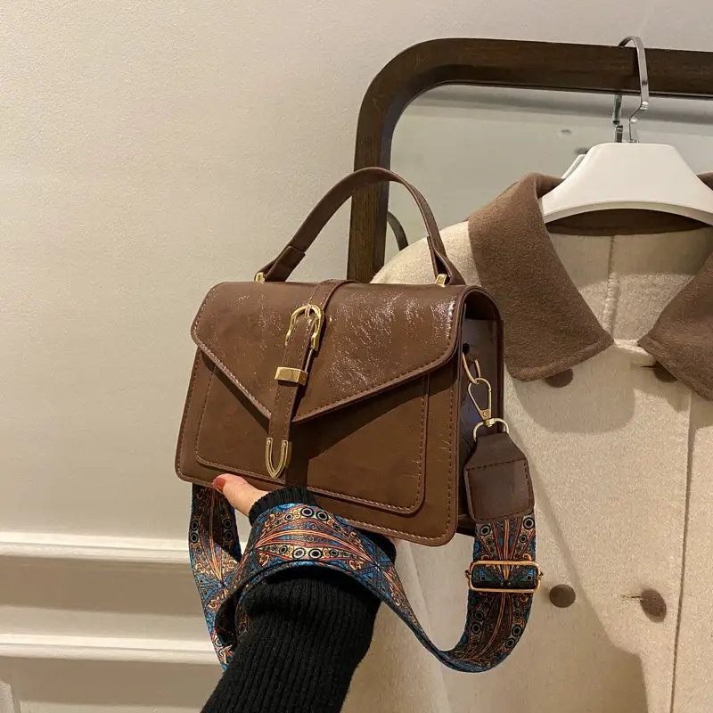 Retro Black Crossbody Bag for Women 2026 - Image 4