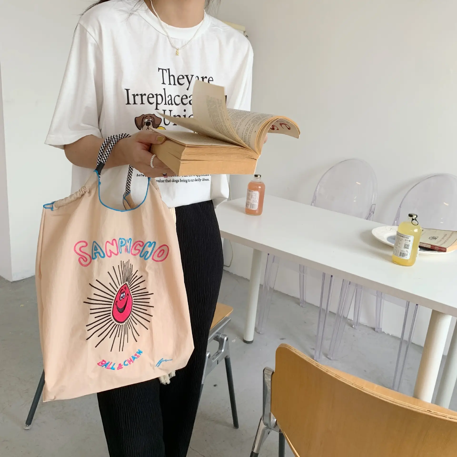 Black Embroidered Nylon Shopping Bag for Students - Image 30