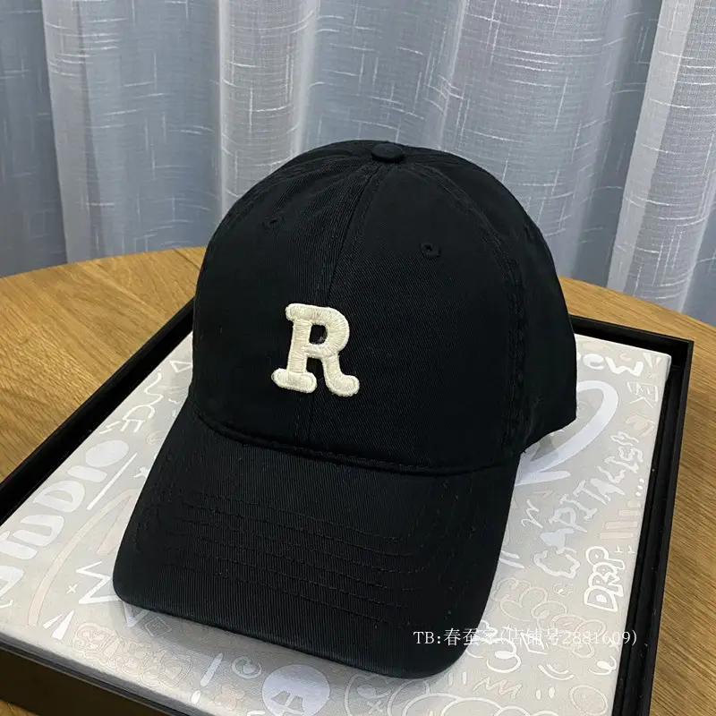 White R Label Baseball Cap for Men Women Summer - Image 2
