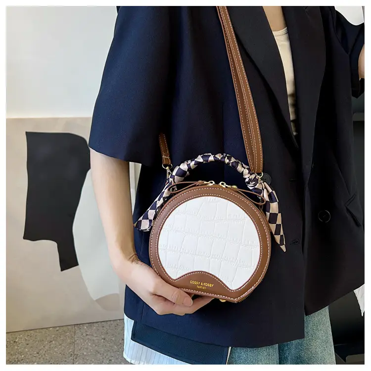 2023 Western Style Shoulder Crossbody Bag Black Brown — feature 12