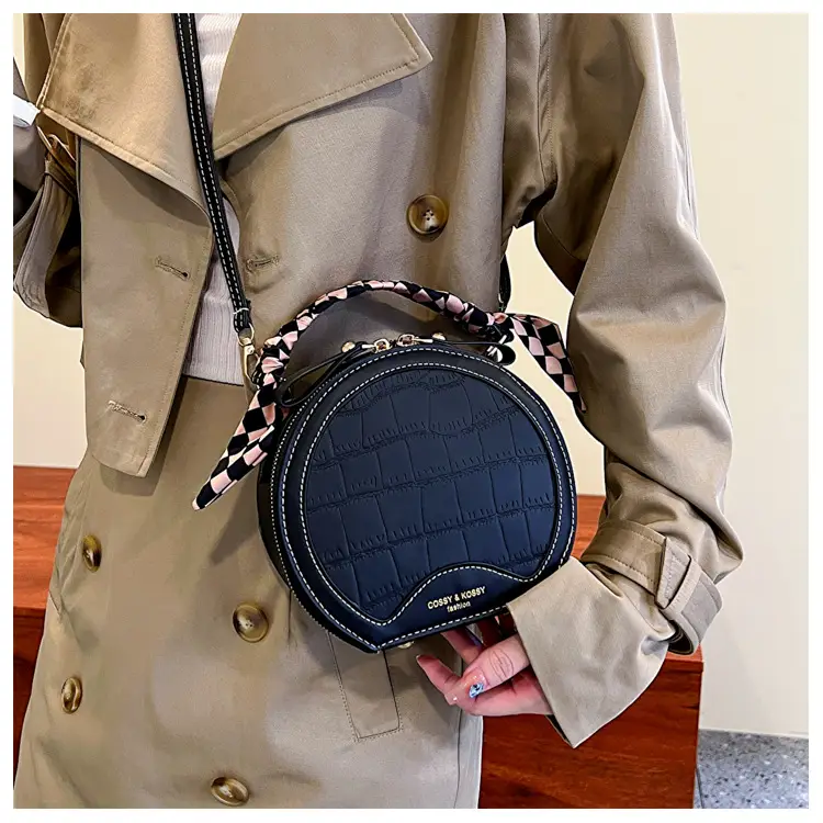 2023 Western Style Shoulder Crossbody Bag Black Brown — feature 13